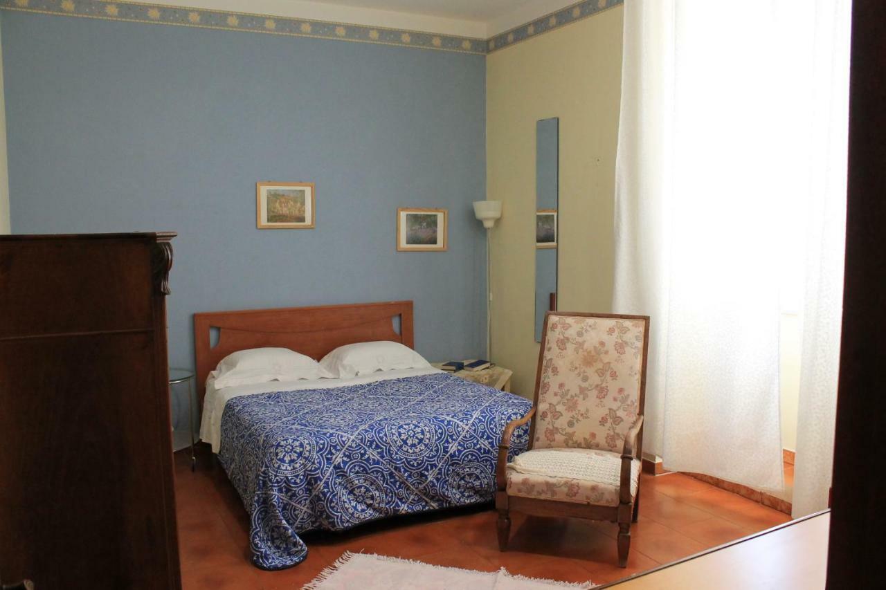 カステッランマーレ・ディ・スタービアCasa Panoramicaアパートメント エクステリア 写真